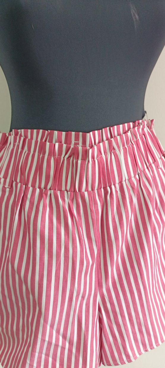 KADİN ÇİZGİLİ ŞORT - Görsel 3