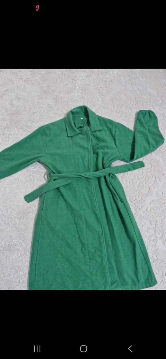 Uzun Kollu Rahat Yeşil Kadın kaşe - Görsel 2