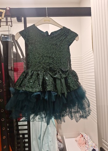 Yeşil Pul Detaylı Kız Çocuk Abiye Elbise 3 yas - Görsel 4