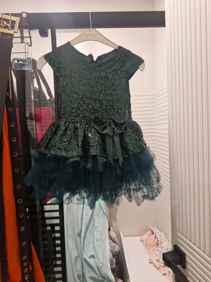 Yeşil Pul Detaylı Kız Çocuk Abiye Elbise 3 yas - Görsel 3