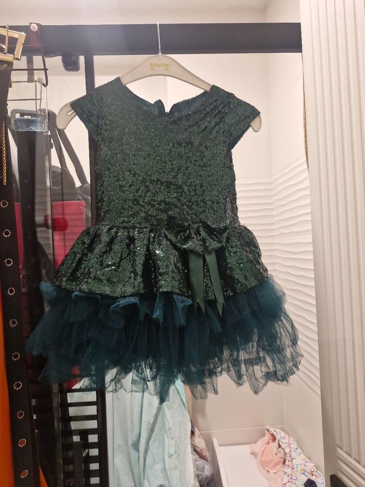 Yeşil Pul Detaylı Kız Çocuk Abiye Elbise 3 yas - Görsel 4