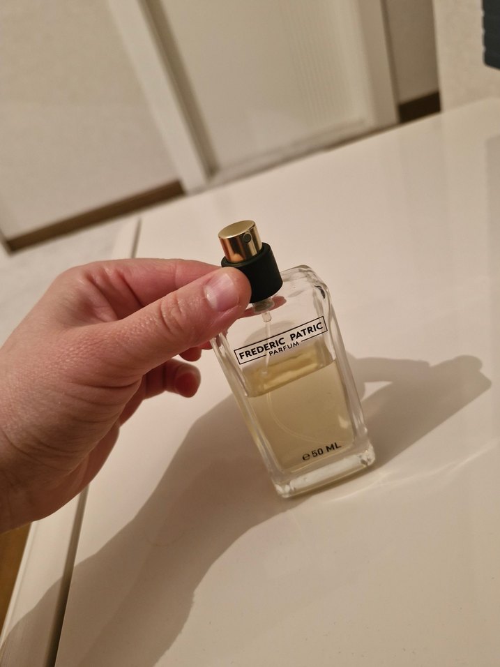 Frederic Patric Kadın Parfümü 50ml L-6 - Görsel 3