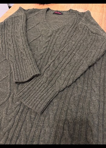 Gri V Yaka Örgü Kadın Uzun Kazak - Görsel 2