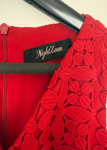 Kırmızı Dantelli Uzun Abiye Elbise - Görsel 3