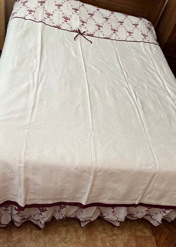 Bordo İşlemeli Pike Takımı - Görsel 2