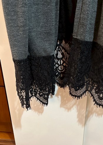 Uzun Gri Kadın Tunik Dantel Detaylı - Görsel 4