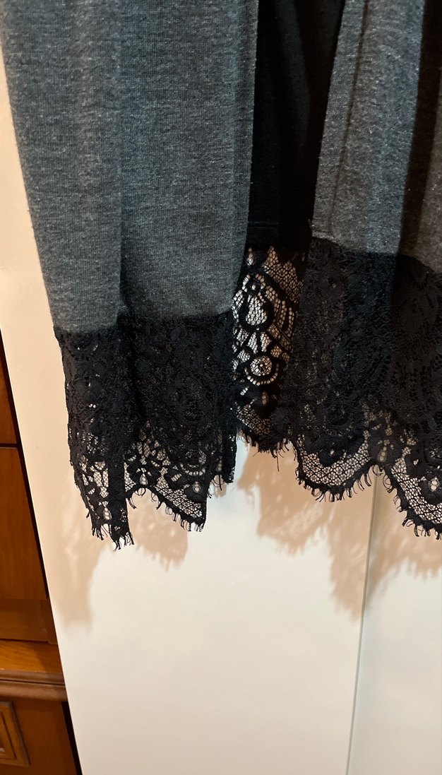 Uzun Gri Kadın Tunik Dantel Detaylı - Görsel 4