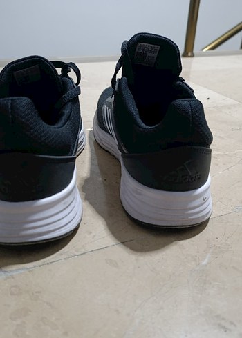 Erkek siyah Adidas Koşu ve Antrenman Ayakkabısı - Görsel 4