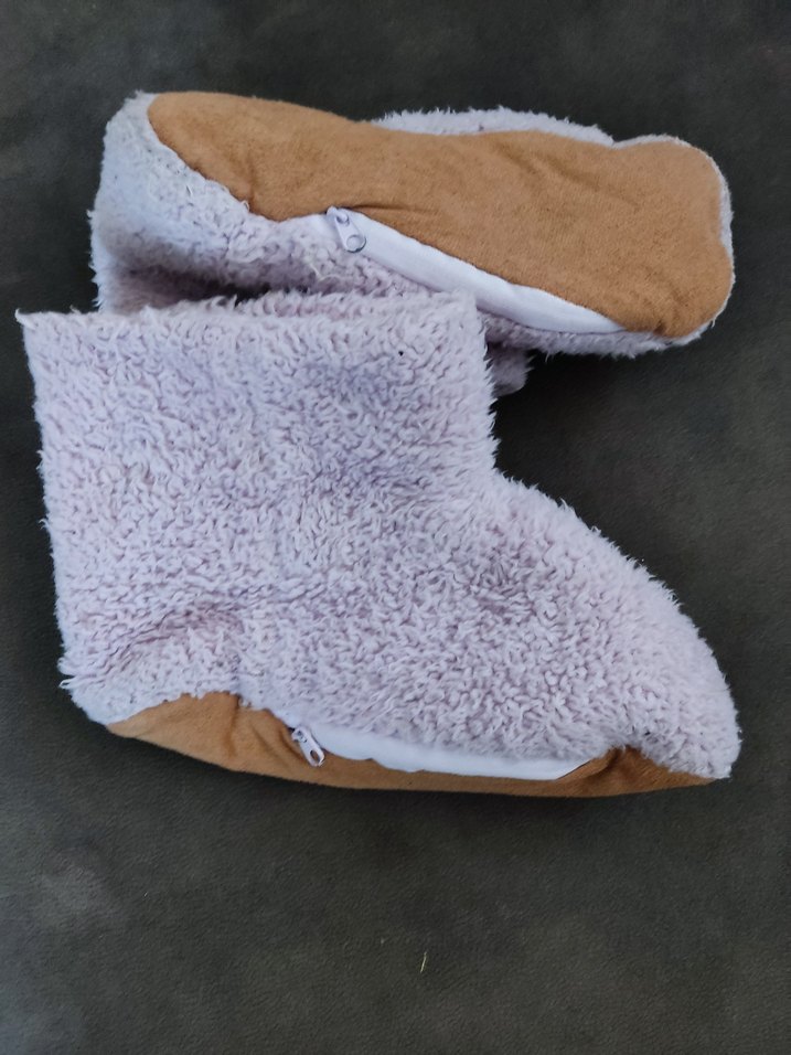 Kızlar İçin Bej Sıcak Kürklü Terlik - Görsel 3