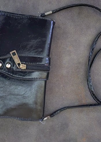 Siyah Parlak Yılan Desenli Deri Kadın Çanta - Görsel 3