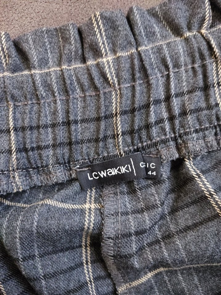 Düğmeli Gri Kadın Midi Kumaş Pantolon - Görsel 2