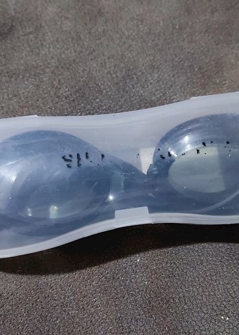 Minimalist Gri Yüzme Gözlüğü Fermuarlı Kutuda - Görsel 2