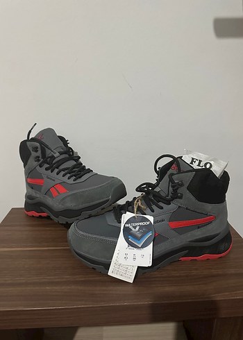 Reebok Gri Kamuflaj Desenli ORJİNAL 
Erkek Outdoor Spor Ayakkabı - Görsel 9