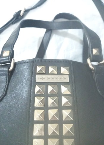 GD FERRE YUMUŞAK DERİLİ ASKILI ÇANTA - Görsel 3