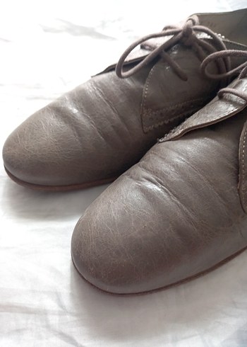 BALENCİAGA 38,5 HAKİKİ DERİ OR BAYAN AYAKKABI TERTEMİZ - Görsel 2