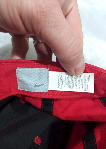 Kırmızı Nike Spor Şapka - Görsel 5
