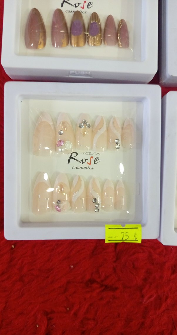 Bej ve Işıltılı Tırnak Süslemeleri adet fiyatı - Görsel 4