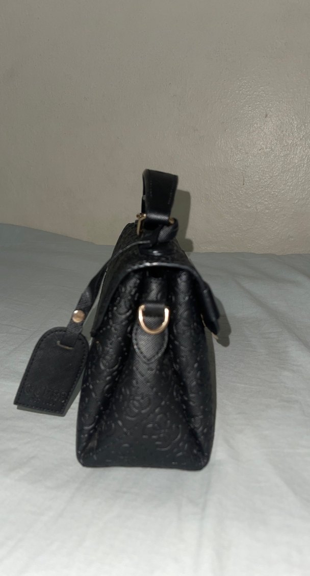 Guess Siyah Deri Tokalı Kadın Çanta - Görsel 3