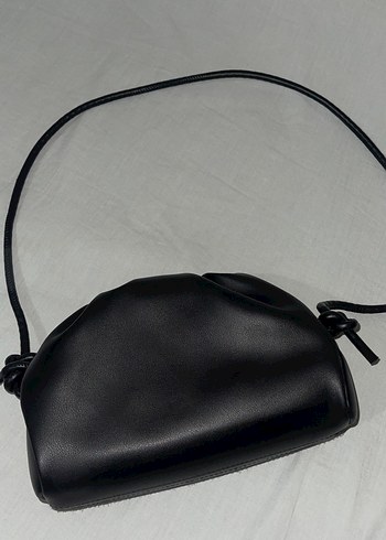 Siyah Deri Kadın Çanta  Minimalist ve Şık - Görsel 2