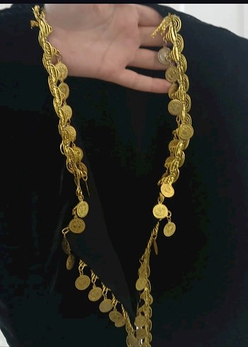 Altın Renkli İşlemeli Zincir Detaylı kadife yelek - Görsel 4