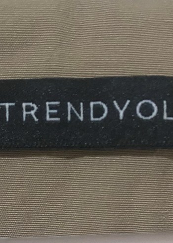 Bej V Yakalı Kemerli  Kısa Bluz - Görsel 6