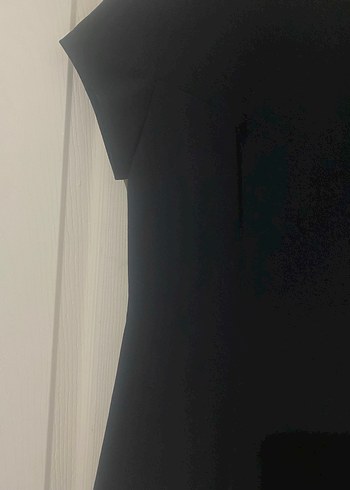 Siyah Düşük Kol Midi Elbise - Görsel 5