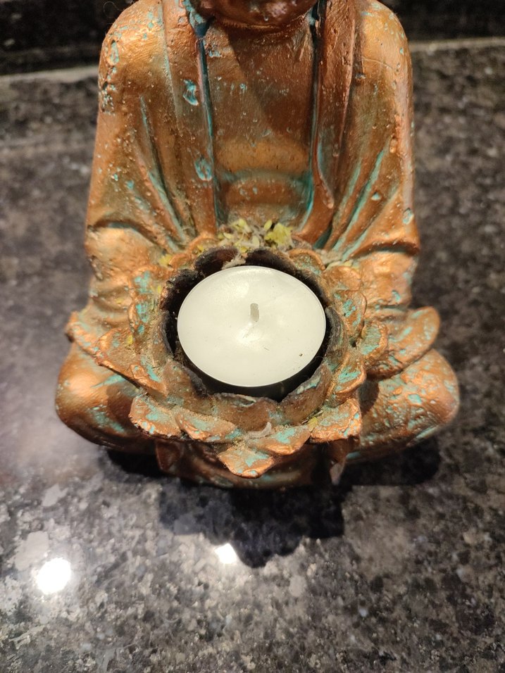 Parlak Altın Renkli Buda Biblo tealight mumluk - Görsel 3