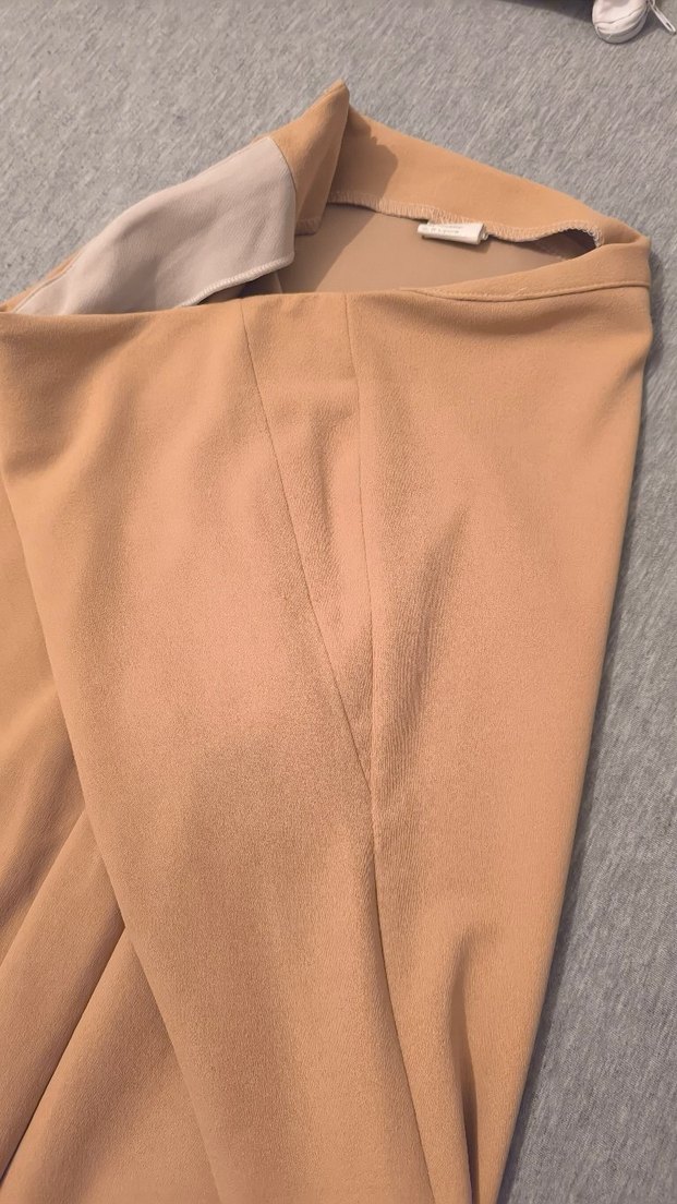 36 beden yanlardan genişletilerek 38 bedene uyumlu - Görsel 2