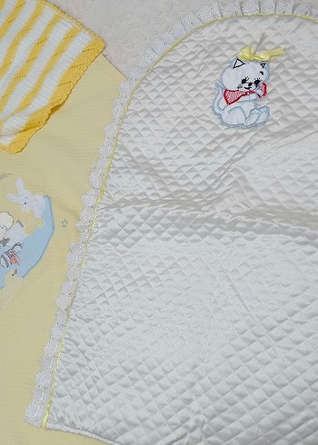 Sarı Nakışlı Bebek Uyku Seti 6 parça - Görsel 3