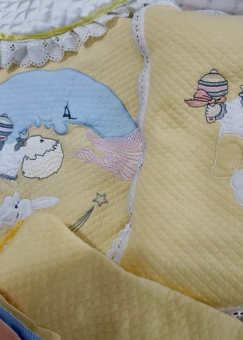 Sarı Nakışlı Bebek Uyku Seti 6 parça - Görsel 11
