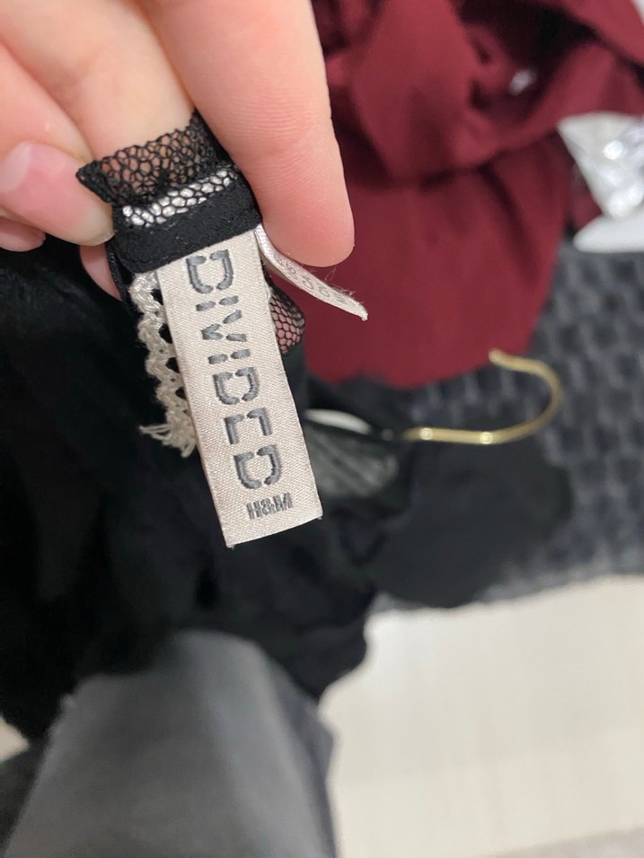 Hm siyah dantelli elbise - Görsel 2