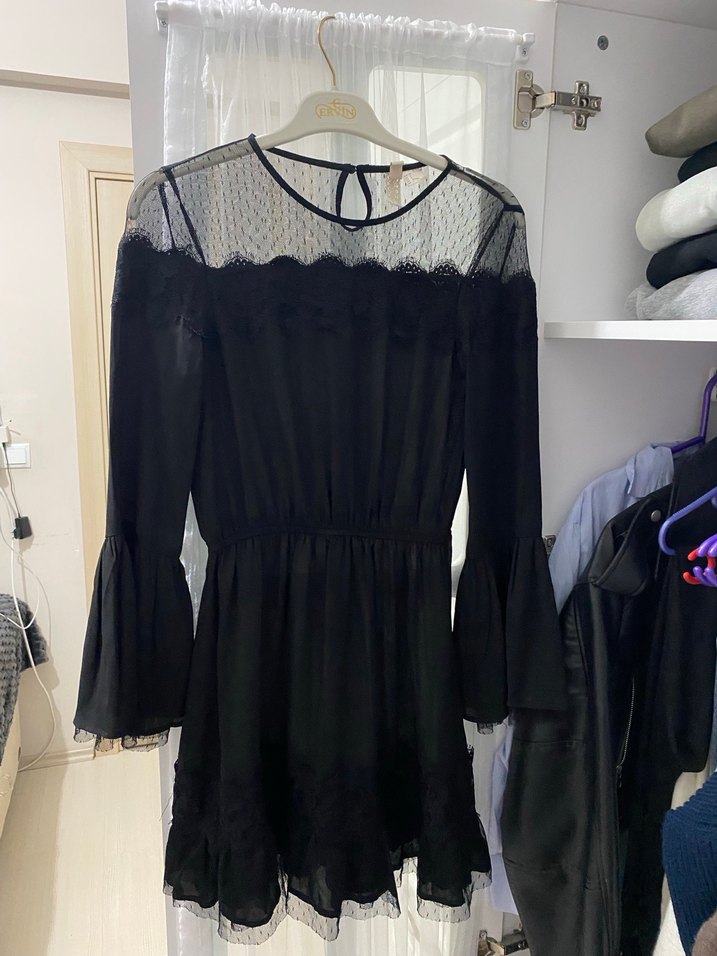 Hm siyah dantelli elbise - Görsel 4