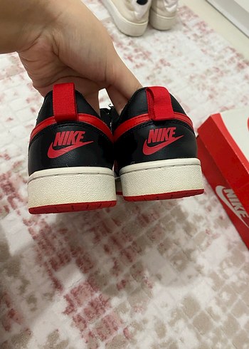 Nike court borough - Görsel 4