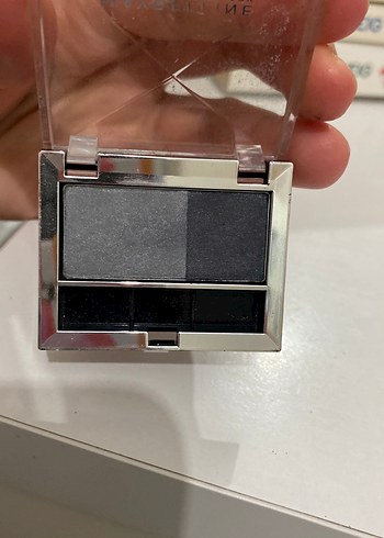 Maybelline Gri Göz Farı Paleti - Görsel 2