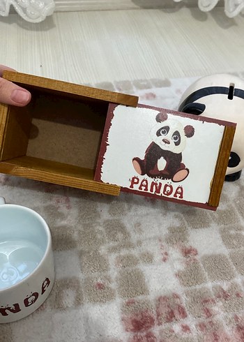 Ahşap Kutuda Panda Temalı kupa ve kumbara hediye seti - Görsel 4