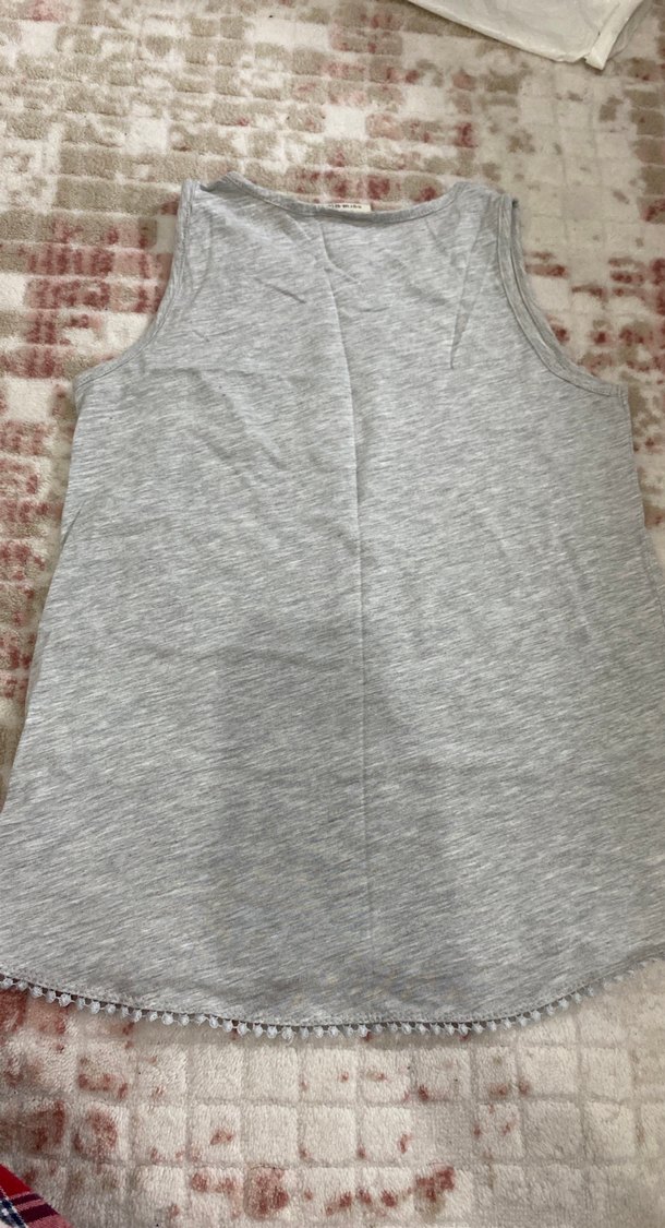 Kız Çocuk Gri Payetli Baskılı Kolsuz Tişört - Görsel 3