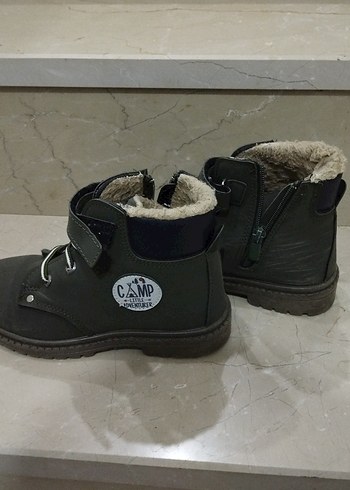 Gri Erkek Çocuk Botları, Tokalı, Sıcak İç Astarlı - Görsel 2