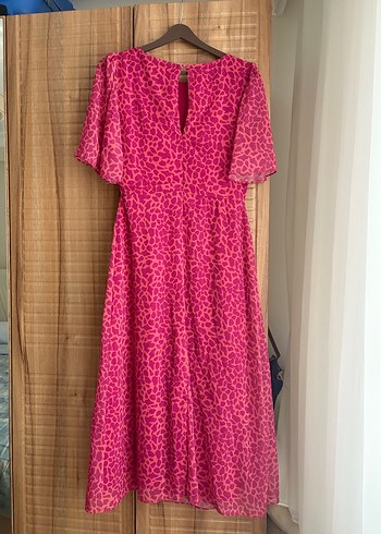 Pembe Leopar Desenli Piliseli Midi Elbise - Görsel 4