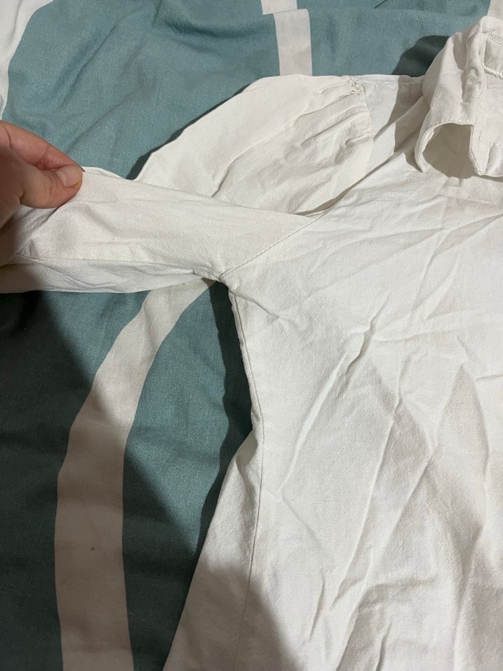 Beyaz Keten Düğmeli Kadın Gömlek - Görsel 3