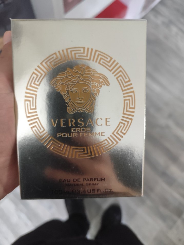 Versace Eros Pour Femme Altın Kadın Parfümü - Görsel 2
