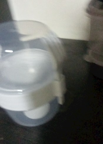 Beyaz ve Gri Bebek Biberonu - Görsel 3