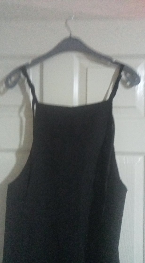 Uzun Siyah İnce Askılı Elbise - Görsel 3