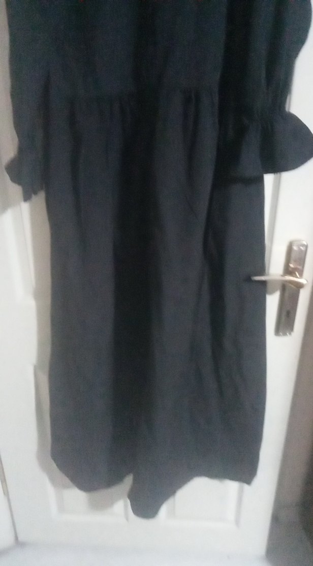 Siyah Uzun Kollu Fırfırlı Kadın Elbise - Görsel 3