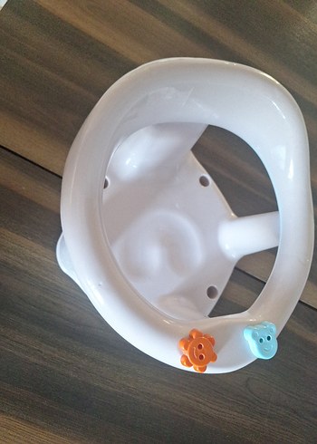 Renkli Detaylı Beyaz Bebek Mama Sandalyesi banyo oturağı - Görsel 2