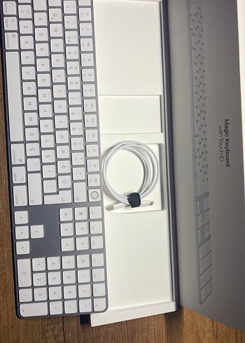 Magic Keyboard Touch ID Gri Klavye - Görsel 2