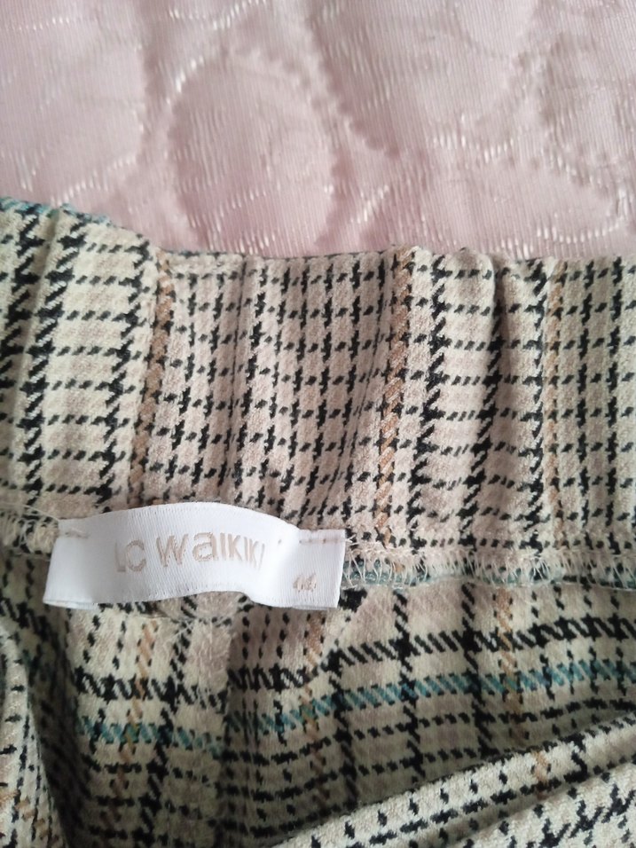 Kadın Gri Kemerli Kumaş Pantolon - Görsel 3