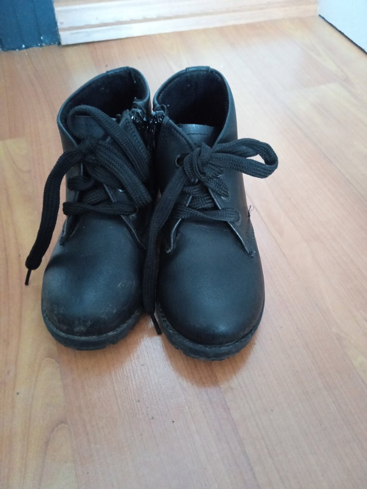 erkek çocuk bot - Görsel 3