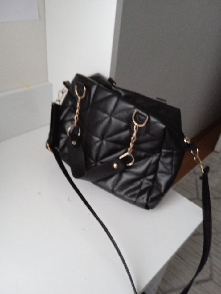 Siyah Deri Tokalı Kadın Çanta - Görsel 3