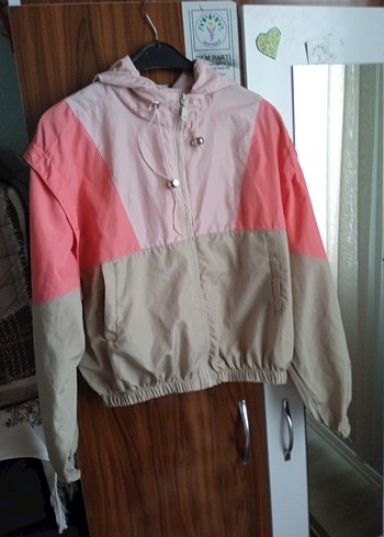 Pembe Kapüşonlu Kısa Kadın mont - Görsel 2