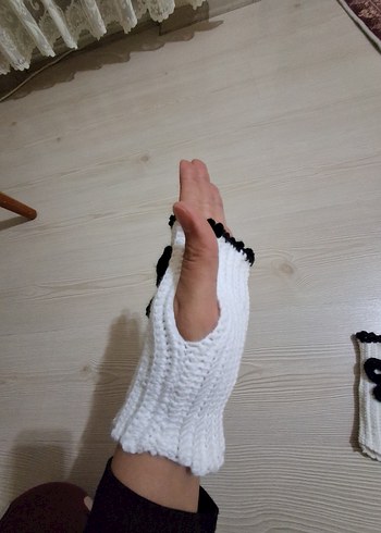 Fiyonklu Beyaz Örgü Eldiven - Görsel 9